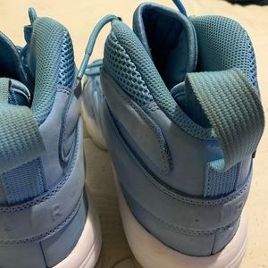 NIKEAir max uptempo 94 “baby bluesize 12 nego